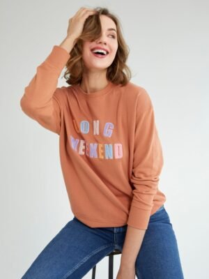 Shiraleah Long Weekend Sweatshirt. Rust